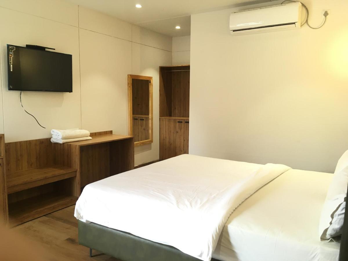 Vits Daman Devka Beach Екстериор снимка
