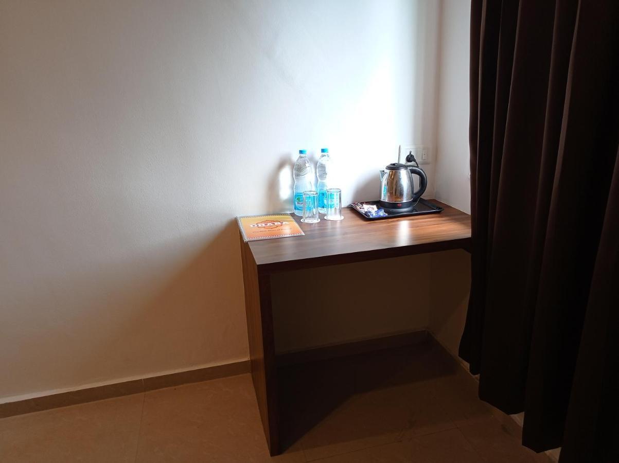 Vits Daman Devka Beach Екстериор снимка